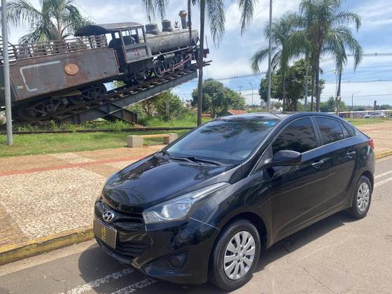HYUNDAI HB20S 1.6 COMFORT STYLE 16V FLEX 4P AUTOMÁTICO